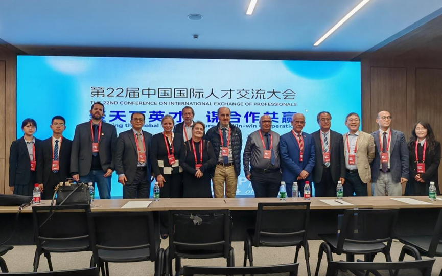 pp电子·(中国)官方网站